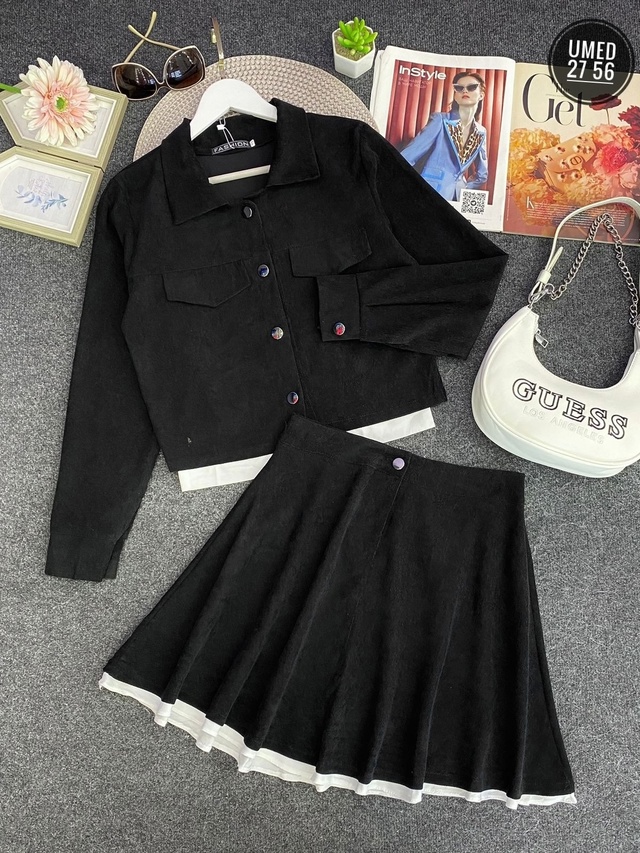 Костюм 22997951