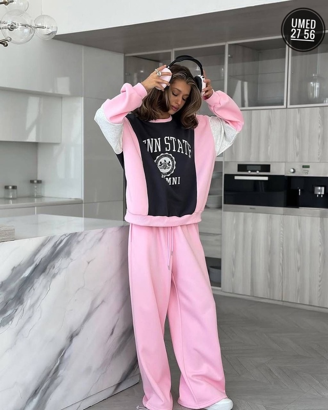 Спортивный костюм 23017475