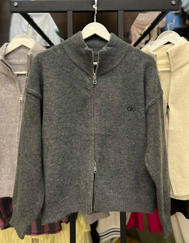 Свитер 23020863