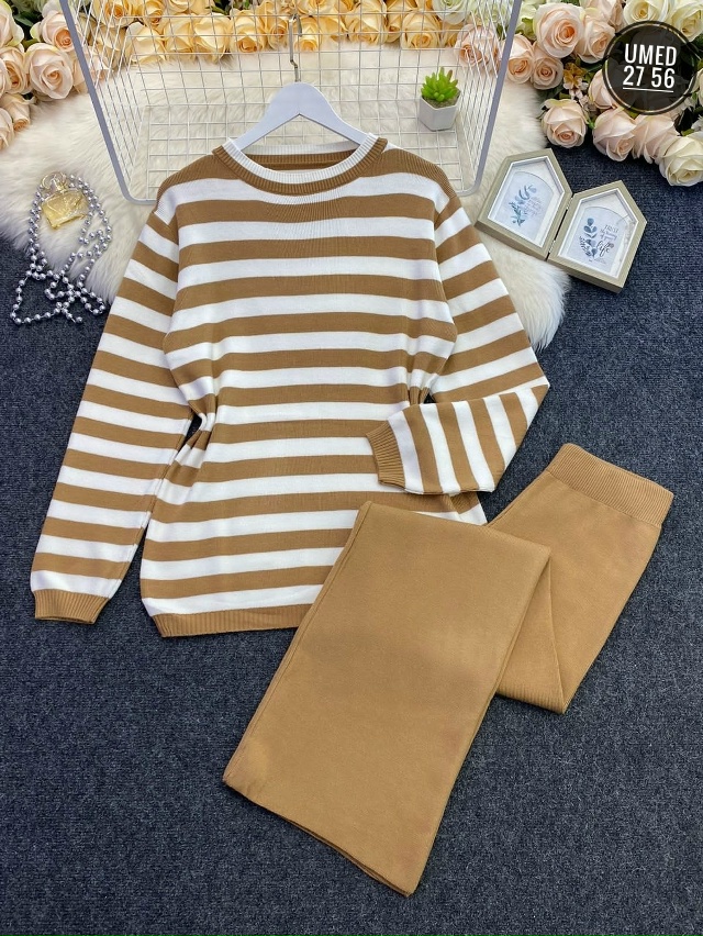 Костюм 23022033