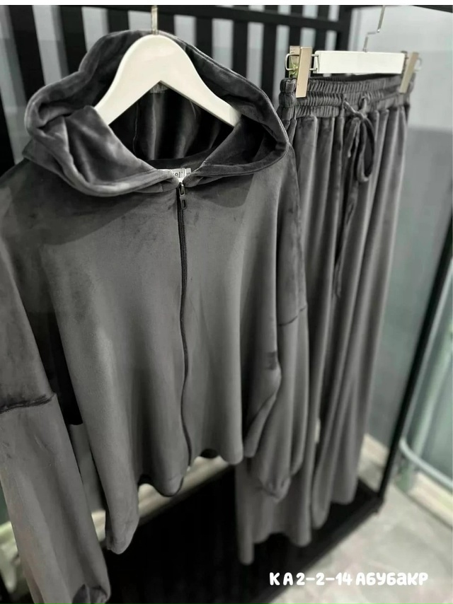 Спортивный костюм 23028374