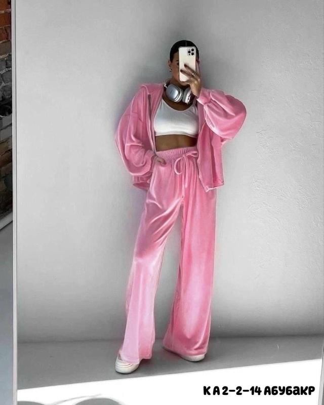 Спортивный костюм 23028374