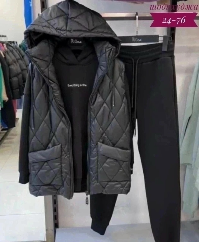 Спортивный костюм 23029638