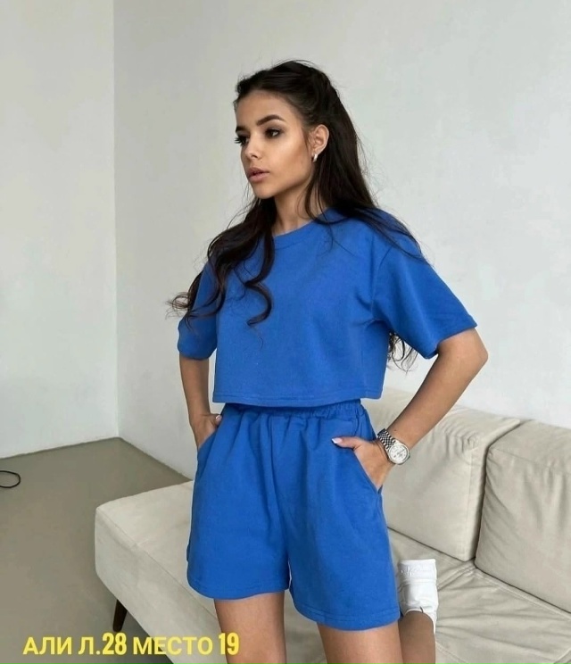 Костюм 23031168