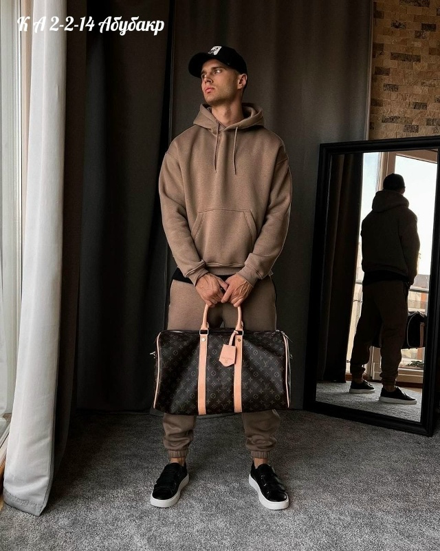 Спортивный костюм 23032170