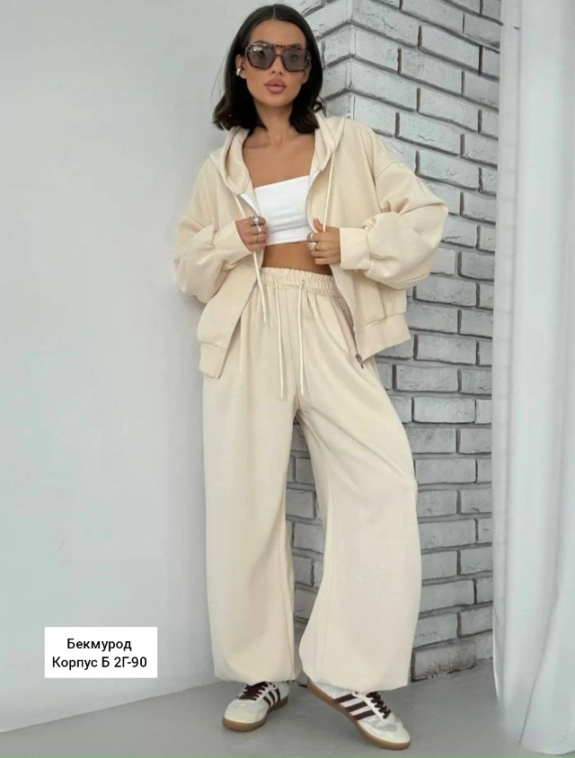 Спортивный костюм 23034893