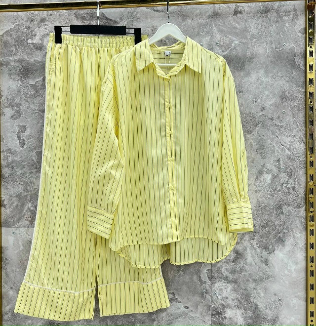 Костюм 23036980