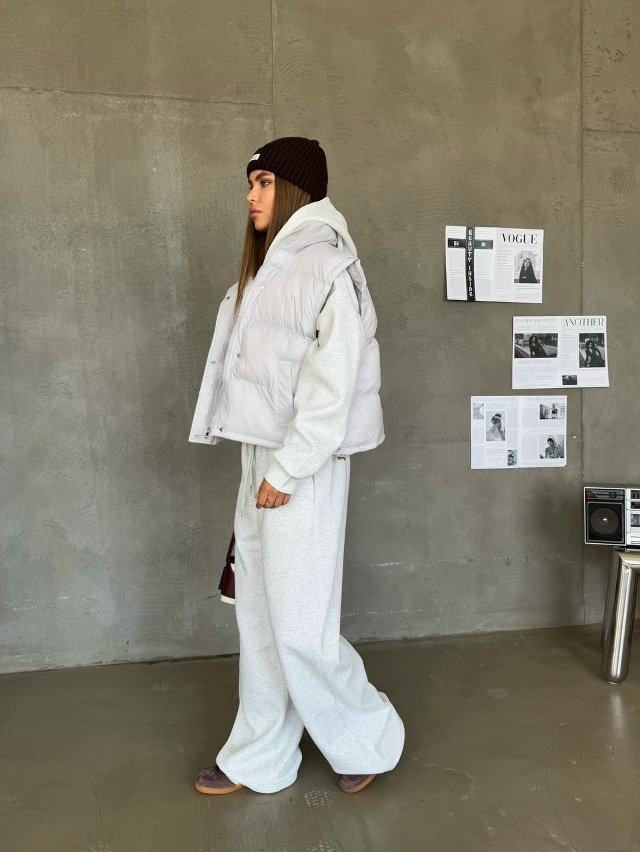 Спортивный костюм 23037515