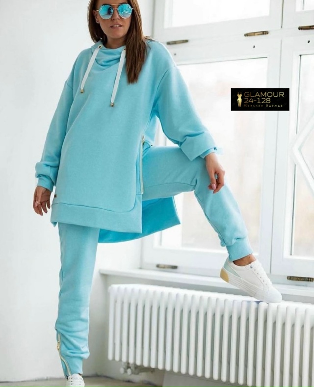 Спортивный костюм 23039556