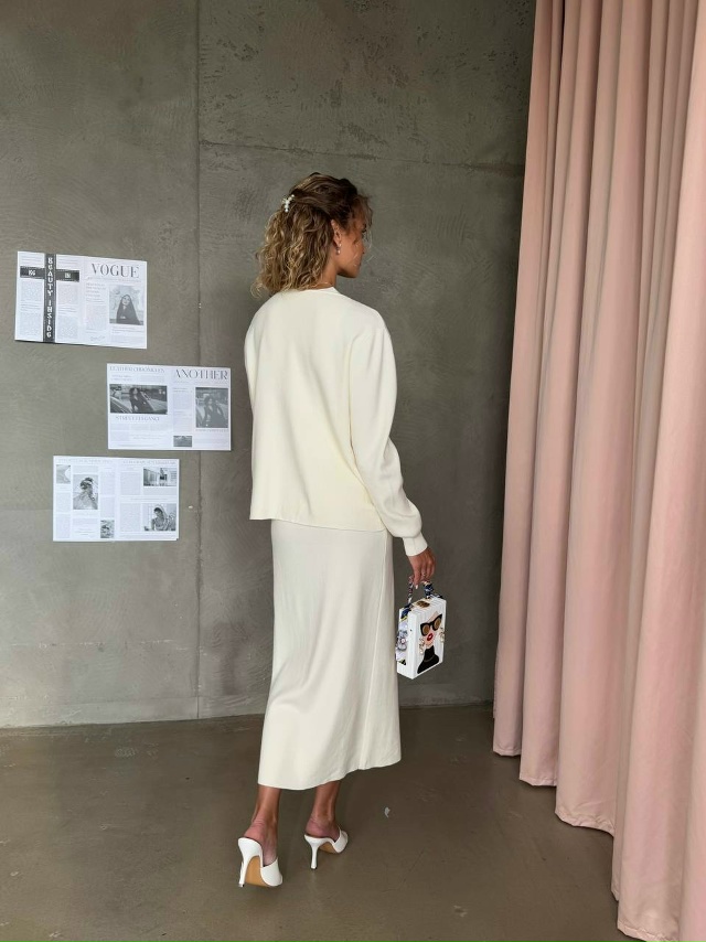 Костюм 23041099