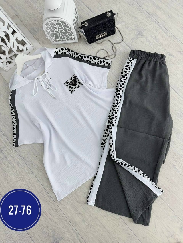 Спортивный костюм 23051641