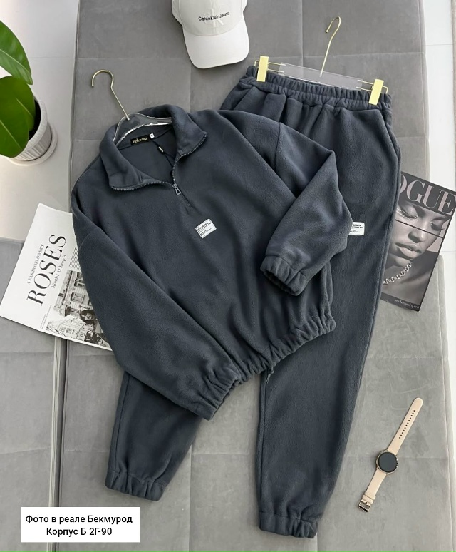 Спортивный костюм 23052225