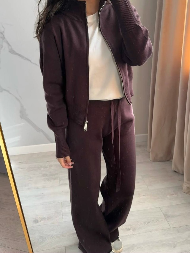 Спортивный костюм 23053268