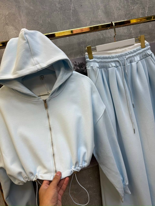 Спортивный костюм 23053322