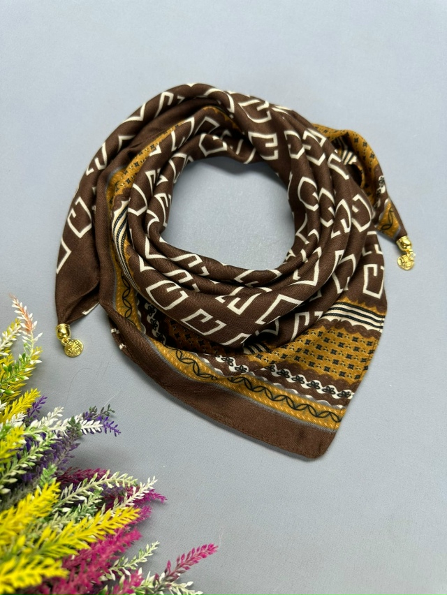 Платок 23054350