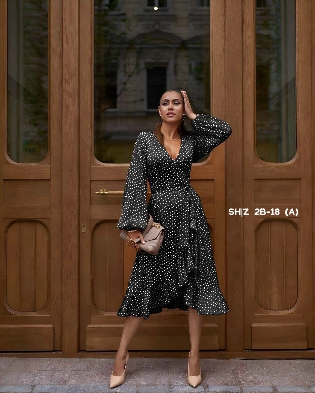 Платье 23055431