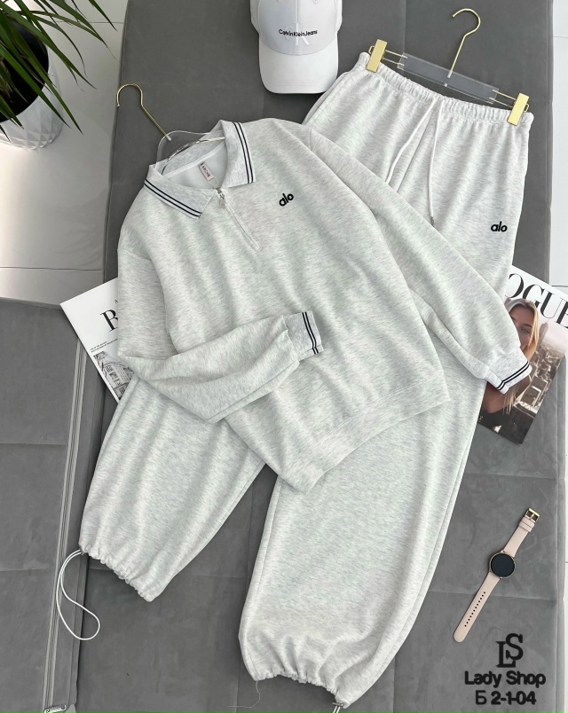 Спортивный костюм 23056994