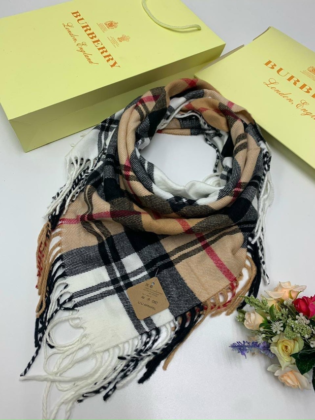 Платок 23058356