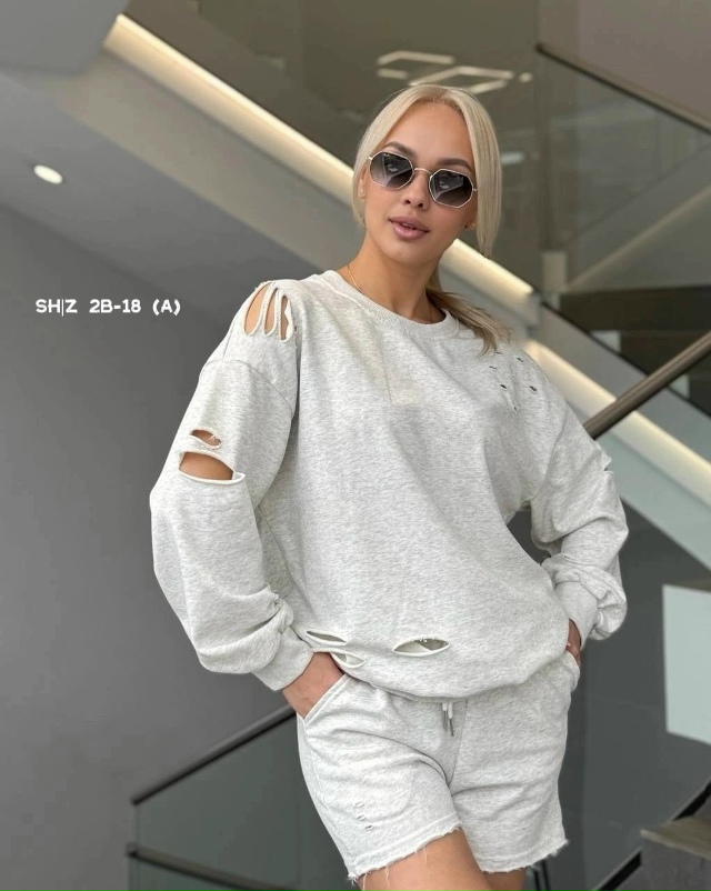 Спортивный костюм 23058594