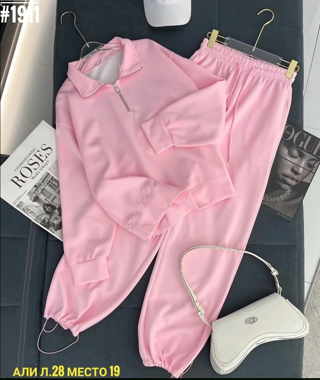 Спортивный костюм 23059504