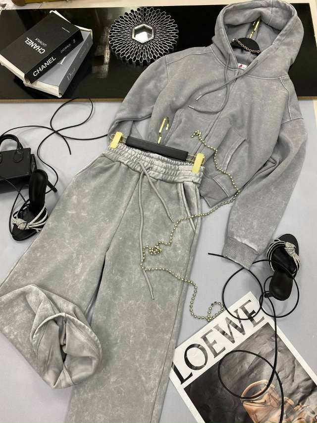 Спортивный костюм 23060918