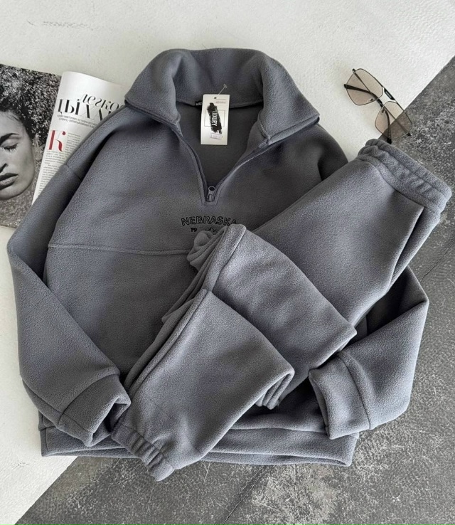 Спортивный костюм 23062660