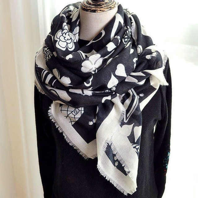 Платок 23061880