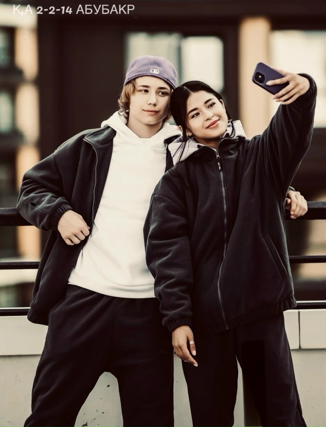 Спортивный костюм 23064683