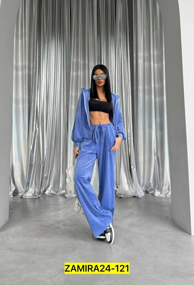 Спортивный костюм 23065872