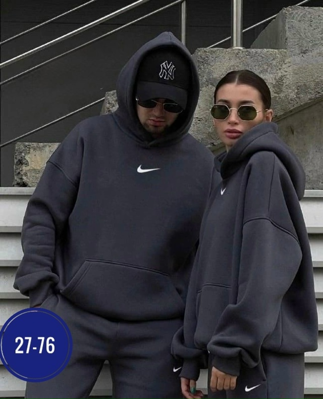 Спортивный костюм 23066984