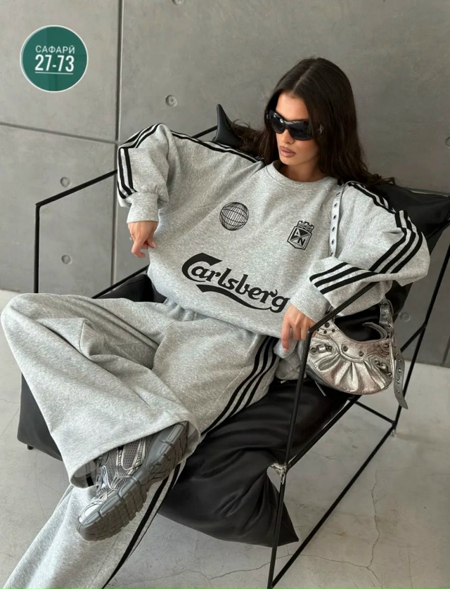 Спортивный костюм 23071948