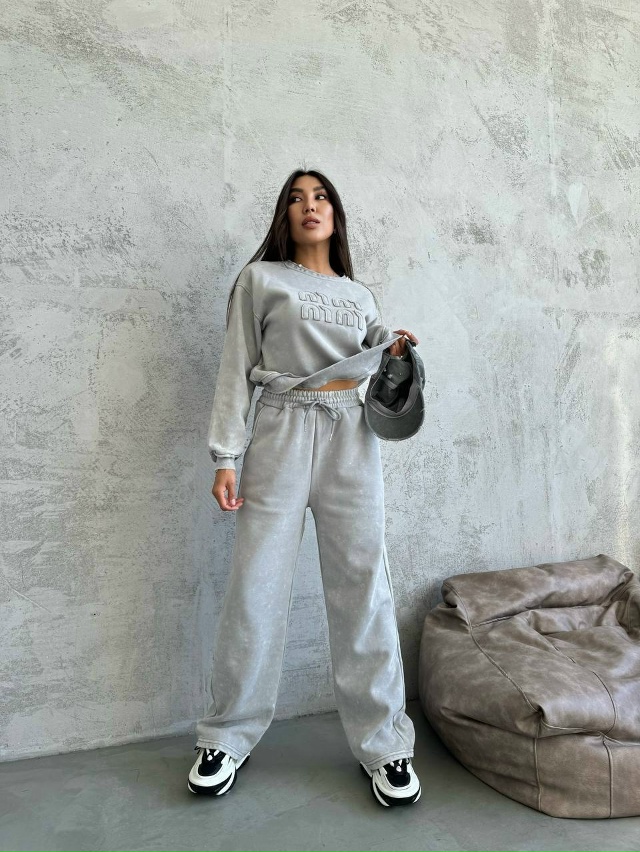 Спортивный костюм 23071305