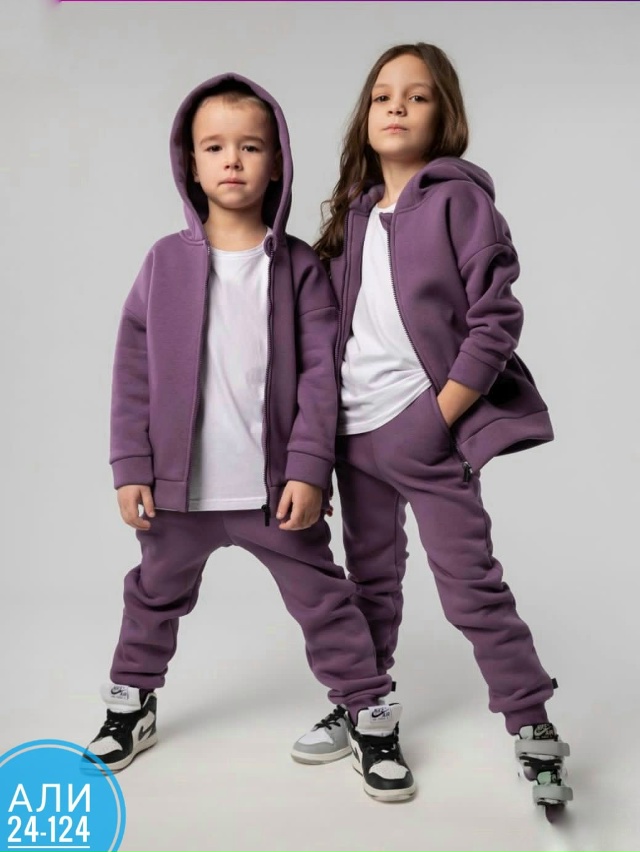 Спортивный костюм 23073548