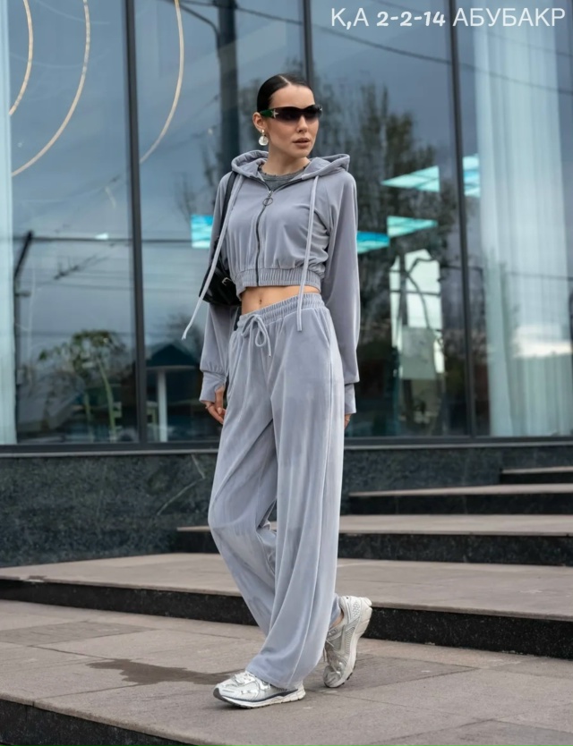 Костюм 23075037