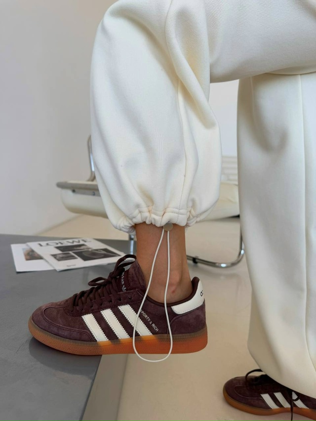 Спортивный костюм 23075938