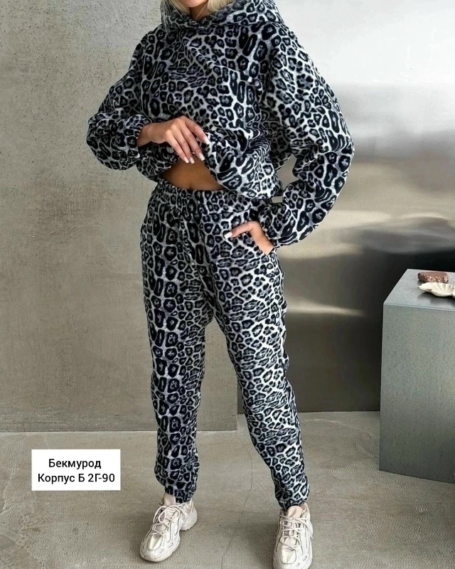 Спортивный костюм 23078748