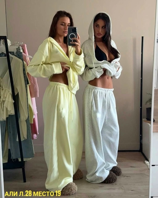 Спортивный костюм 23079721