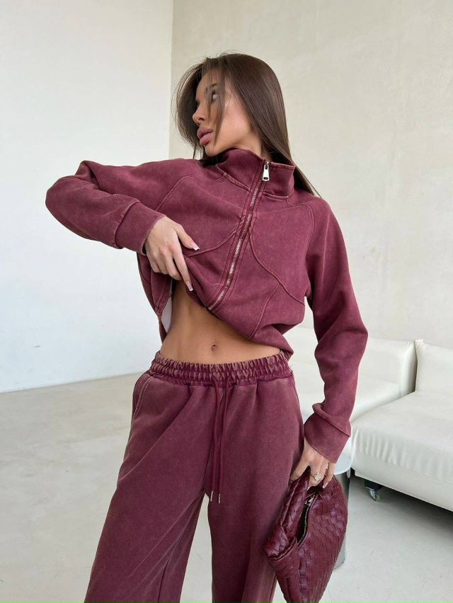 Спортивный костюм 23081315