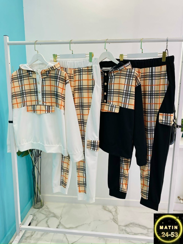 Спортивный костюм 23082819