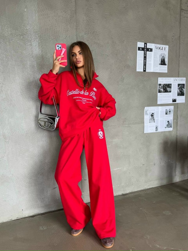 Спортивный костюм 23084719