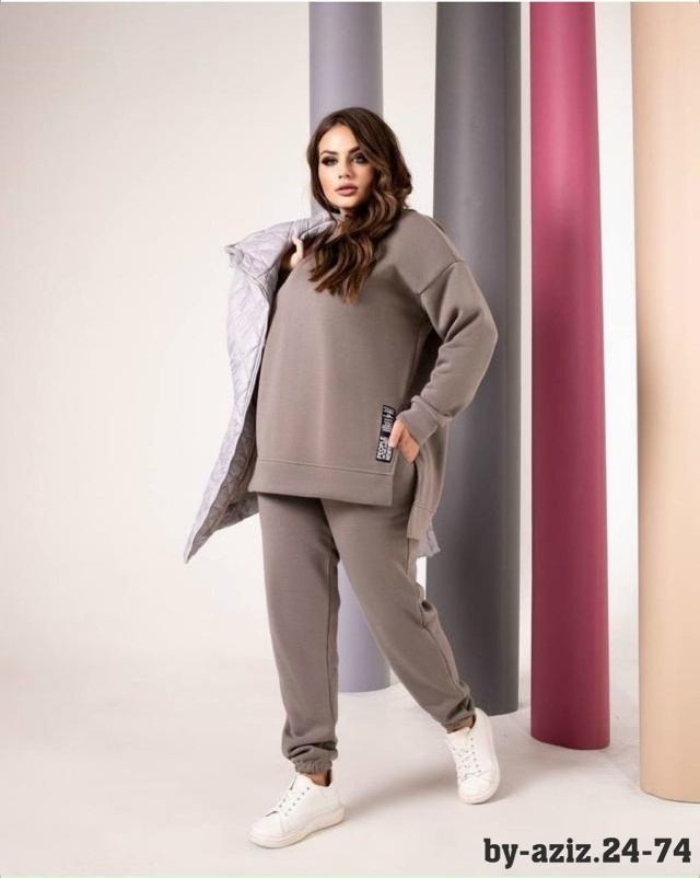 Спортивный костюм 23085722