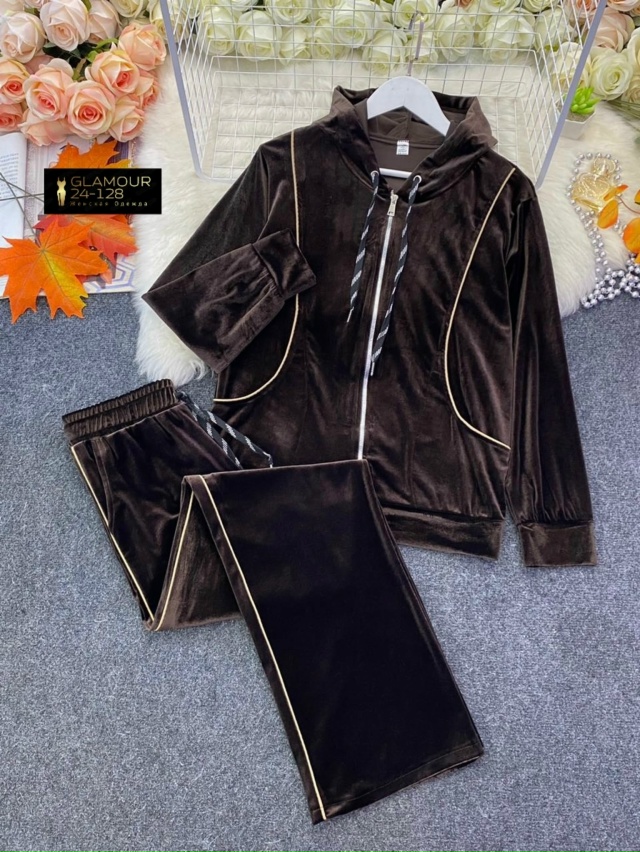 Спортивный костюм 23086591