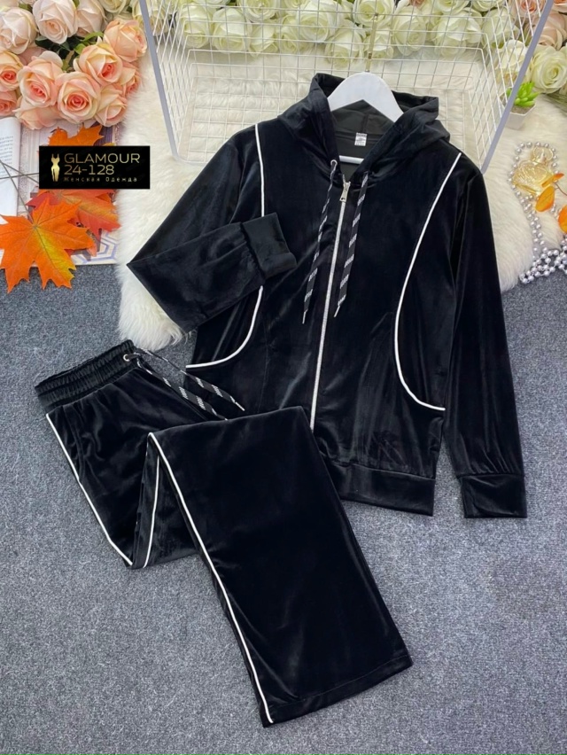 Спортивный костюм 23086591