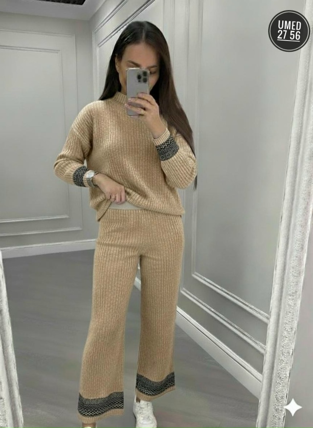 Костюм 23089082