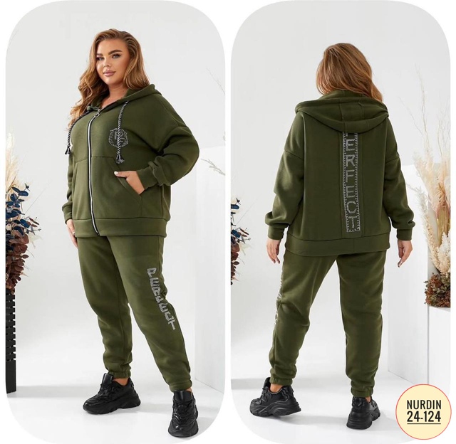 Спортивный костюм 23090439