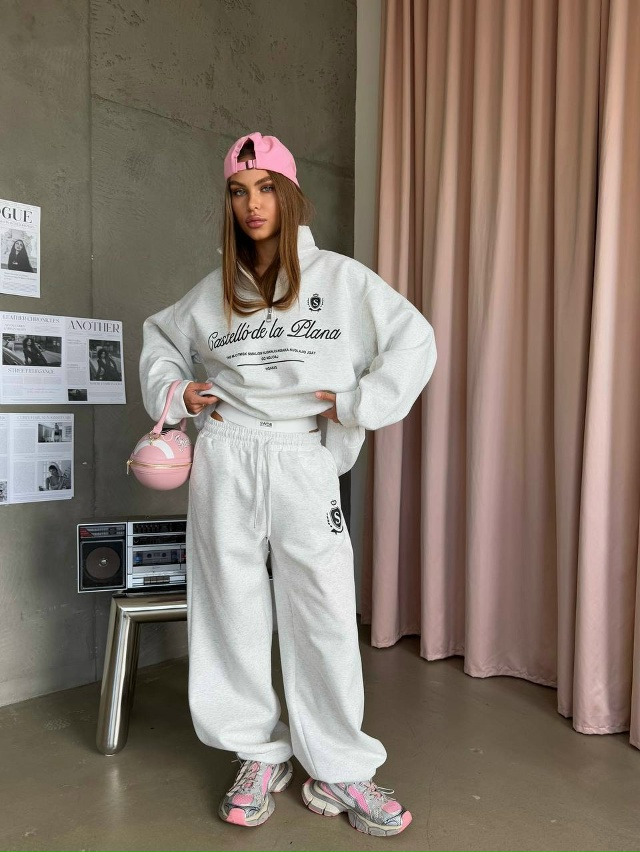 Спортивный костюм 23093040