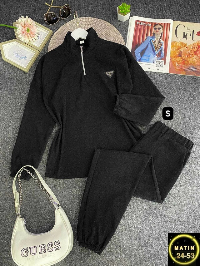 Спортивный костюм 23093601