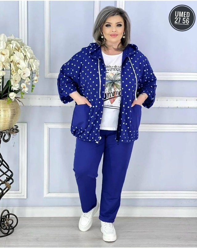 Спортивный костюм 23094754