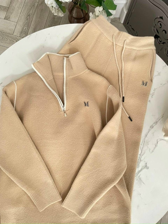 Костюм 23096418