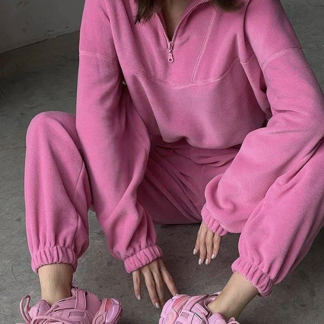 Спортивный костюм 23096915